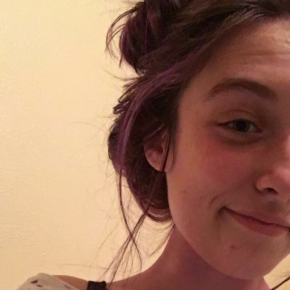 Meet your Posher, Paige - Picture 1 of 1